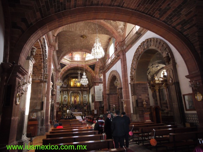 ESTADO DE GUANAJUATO, MÉXICO. San Miguel de Allende; Interior de Parroquia de San Miguel Arcángel.