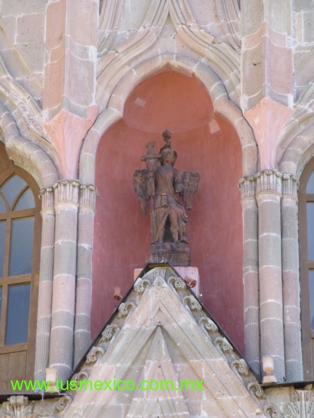 ESTADO DE GUANAJUATO, MÉXICO. San Miguel de Allende; Detalle de la Parroquia de San Miguel Arcángel.