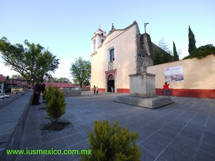 Estado de Hidalgo, México. Huasca de Ocampo; Iglesia de San Juan Bautista.